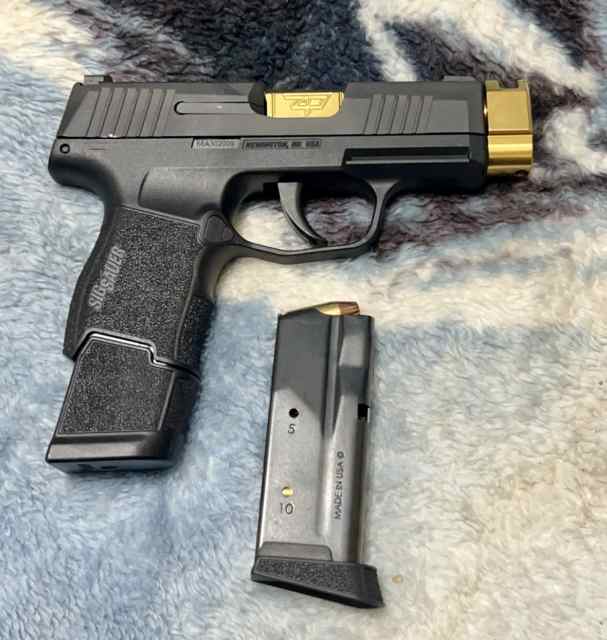 Sig Sauer P365 9mm (800$) OBO Or Trade