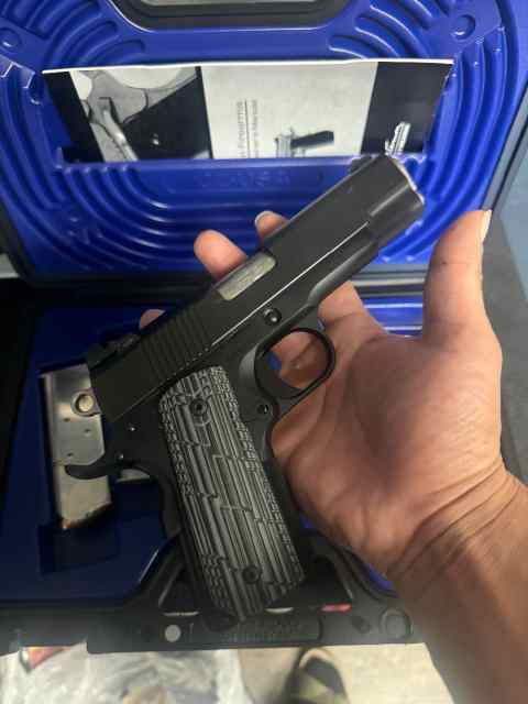 Dan Wesson Valkyrie CO .45 Any trades ? Or cash