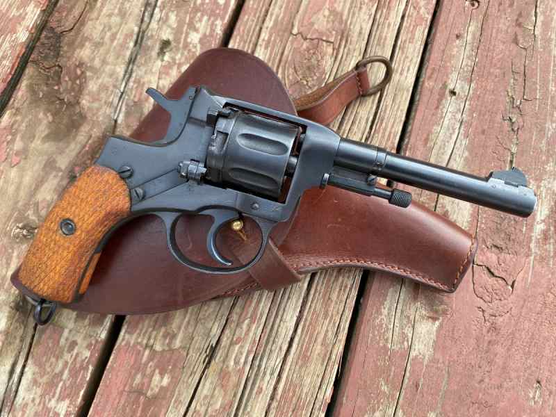 Russian M1895 Nagant Revolver 7.62x38r 