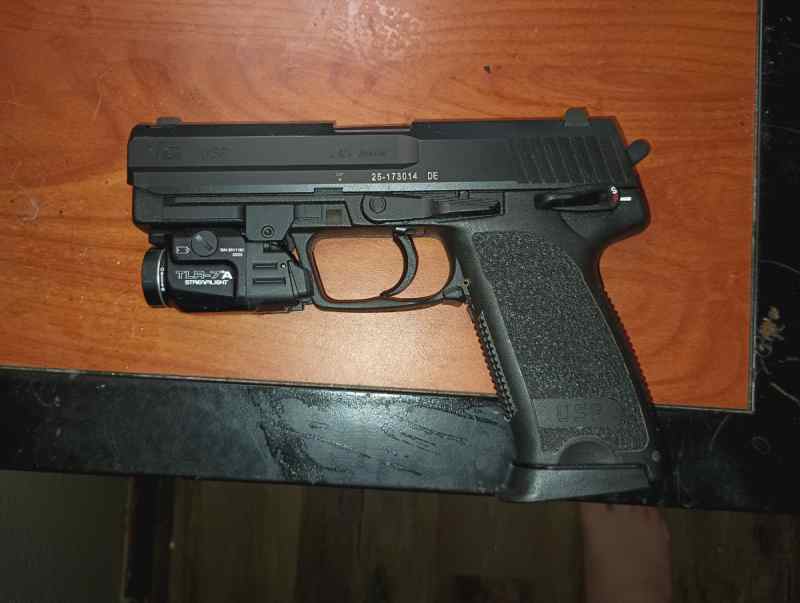 USP45 with 3 mags, 2 holsters and TLR-7A