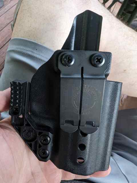 ANR Rost Martin RM1C holster