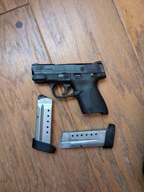 S&amp;W Shield 9