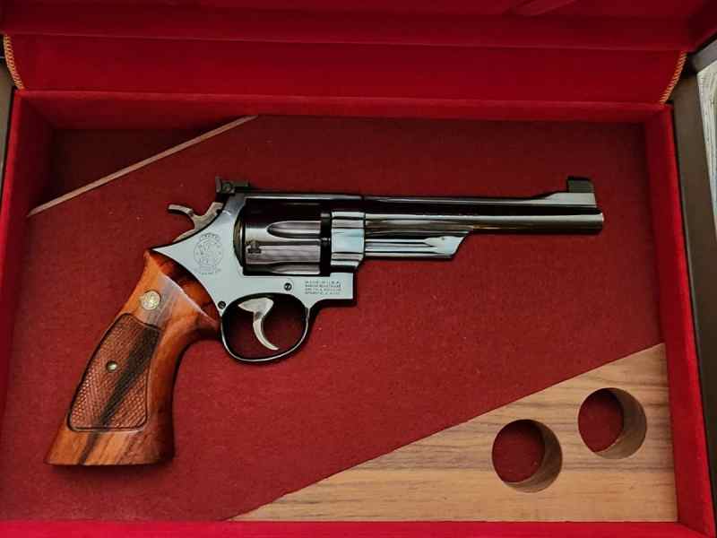 Smith Wesson Model 24-3 44Spl &amp; Model 25-3 45LColt