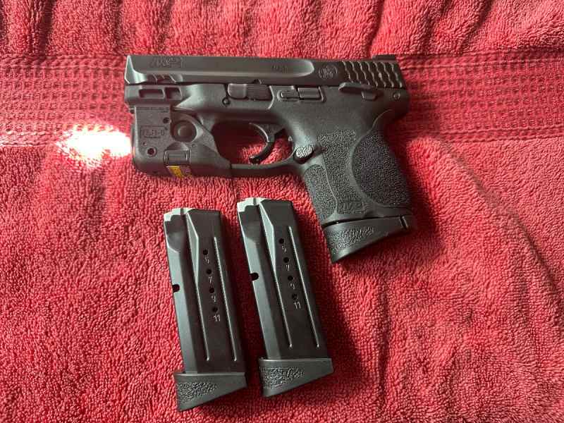 Smith and Wesson M&amp;P 2.0 Subcompact with TLR-6