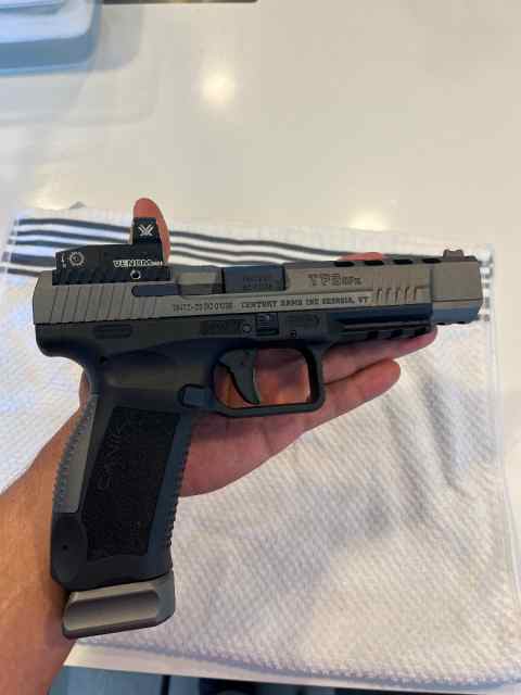 Canik tp9sfx 9mm with vortex venom red dot 