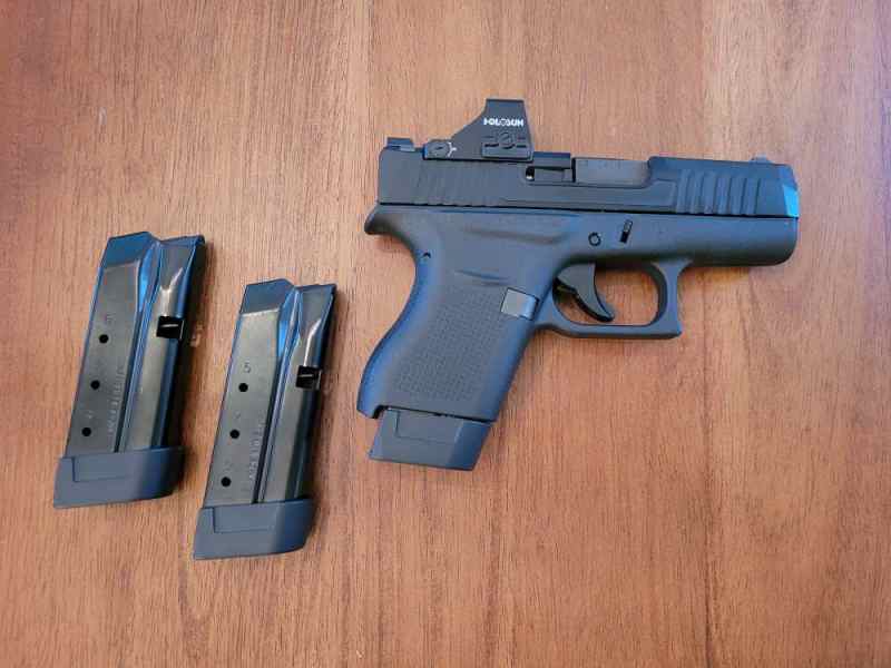 Glock 43 – Holosun HS407K X2, 3x Shield Z9 Mags