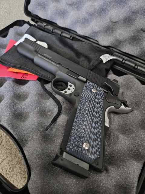 Magnum research 1911 45