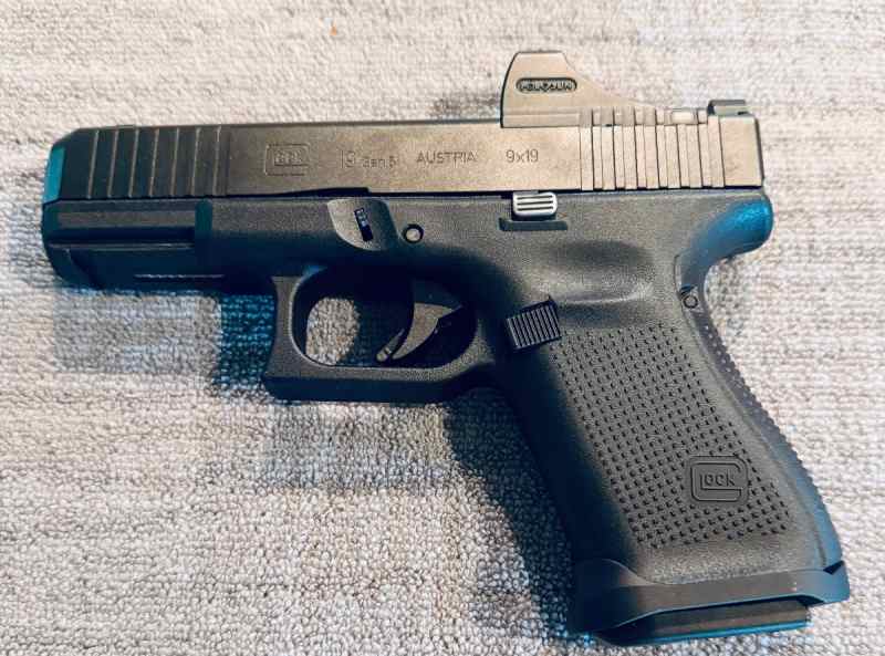 New Glock 19 Gen5 MOS with Holosun SCS,SLR Magwell