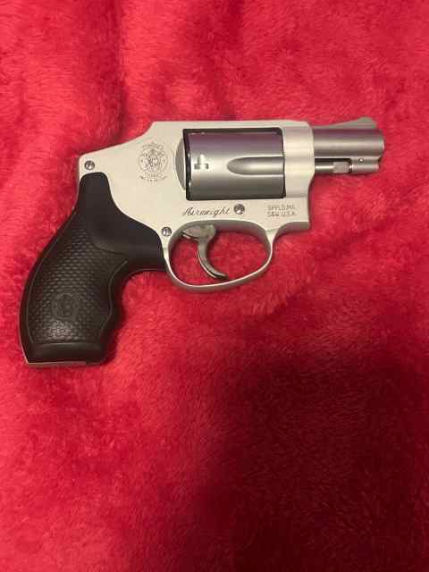 Smith and Wesson airweight