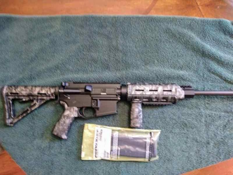 DPMS Panther A-15 optic/ready Magpul furniture!