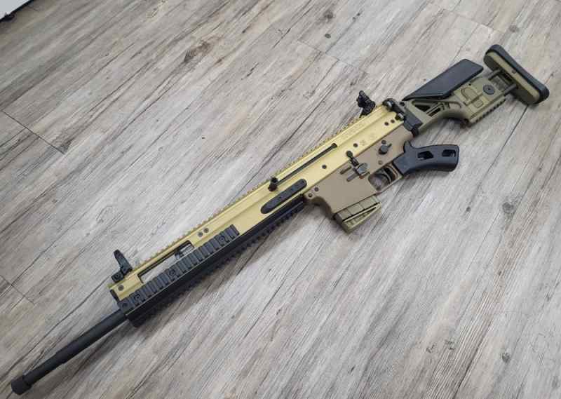 FNH SCAR 20S  7.62X51