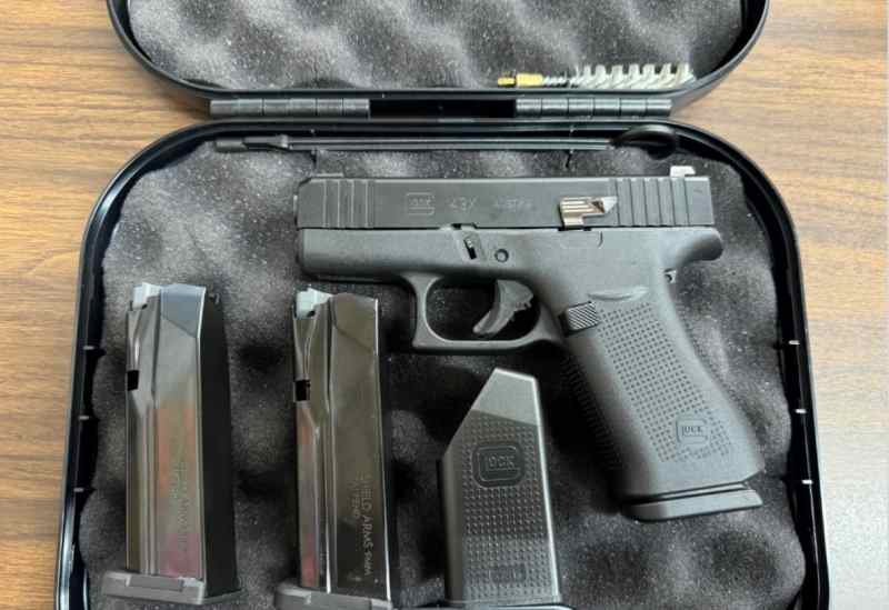 Glock 43X 9mm 3.39&quot; w/Glock Night Sights, 3-Mags