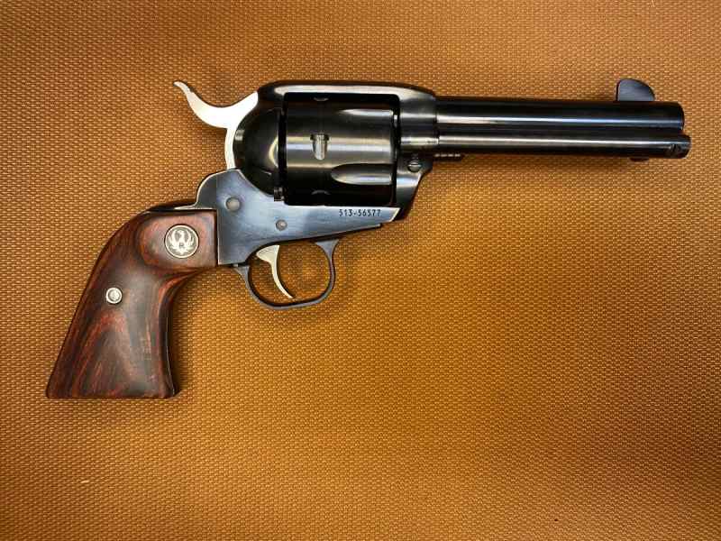 NEW IN BOX - Ruger Vaquero 45LC - 4 5/8&quot; (5102)