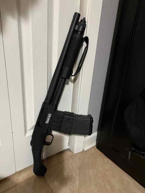 Mossberg 590M
