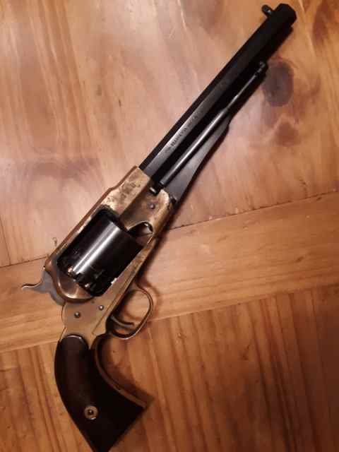 Pietta Brass‑Frame .44 Cal Percussion Revolver – 8