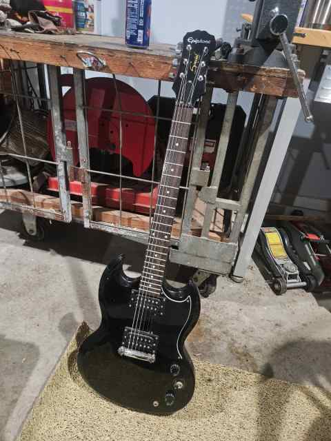  Epiphone SG guitar 