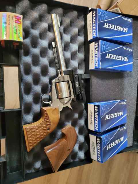 Ruger 44 Magnum Super Blackhawk