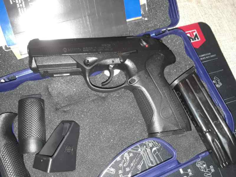 Beretta PX4 9mm...NIB...600.00 in Quitman