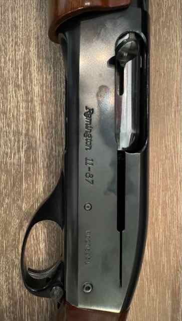 Remington 11-87 Left handed 12-gauge shot gun 28
