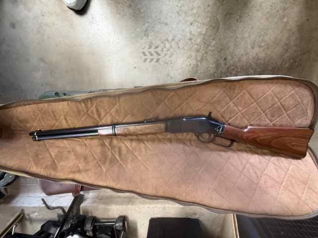 Winchester 1873 45 LC lever action 