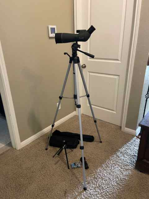 SCOPE &amp; Tripods 20x-60x 65mm-$120 package for $60
