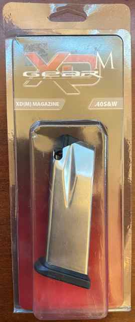 Springfield XDM5021, 11-round compact mags, 40 S&amp;W