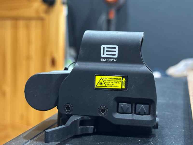 Used EOTECH EXPS2 Holographic Sight - $400