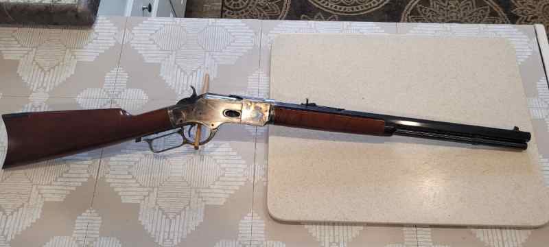 Uberti Winchester 73