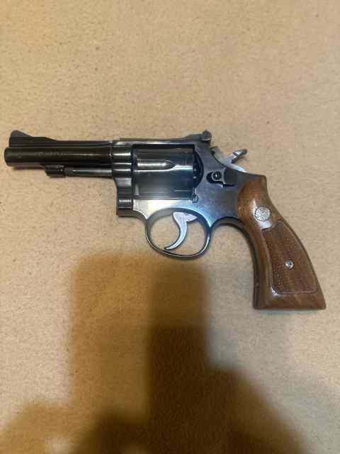 Smith &amp; Wesson model 15–3 38 special
