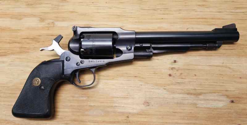 1974 Ruger Old Army Blued Pachmayr Grips $550 