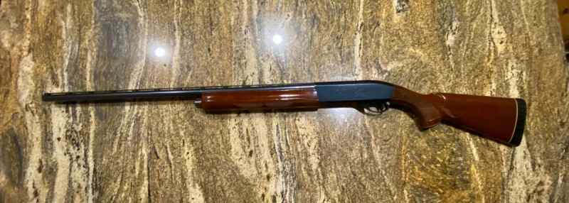 Remington 20 Guage 1100LW Magnum Shotgun 