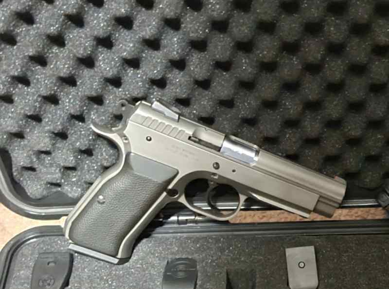 Steel frame eaa tangfolio witness cz75 clone