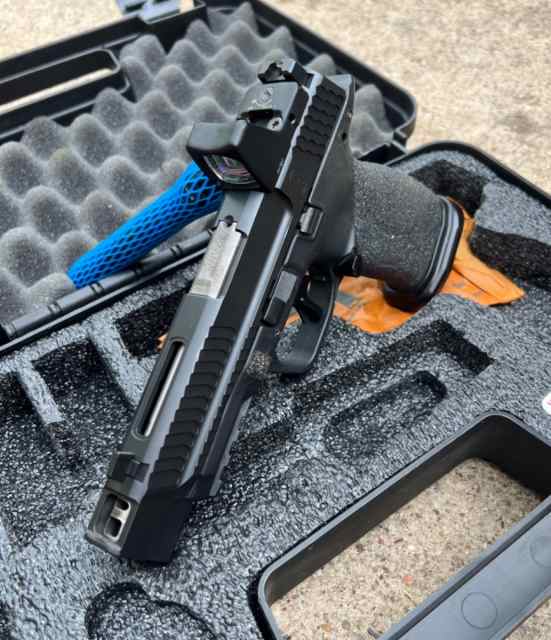 WTT/WTS M&amp;P9