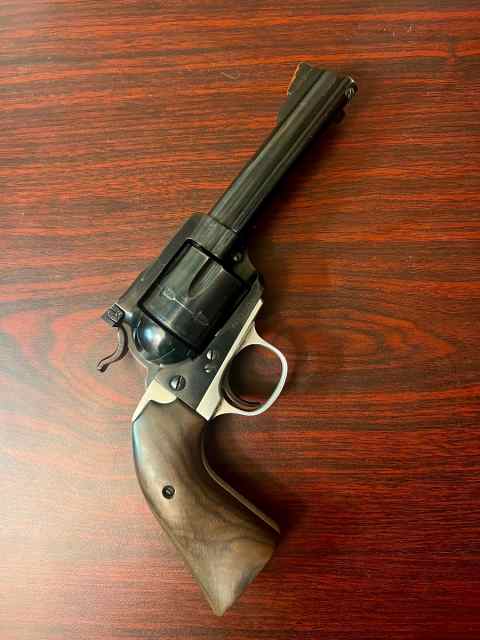 Ruger blackhawk 357 mag 3 screw ronnie wells