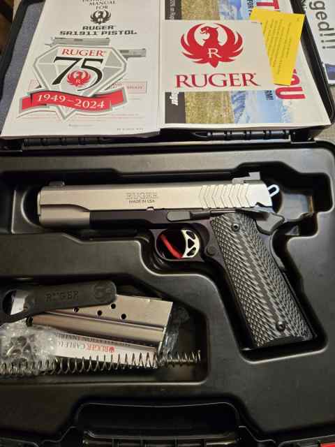 Ruger SR1911 9mm w/Tritium  Excellent, Like new!