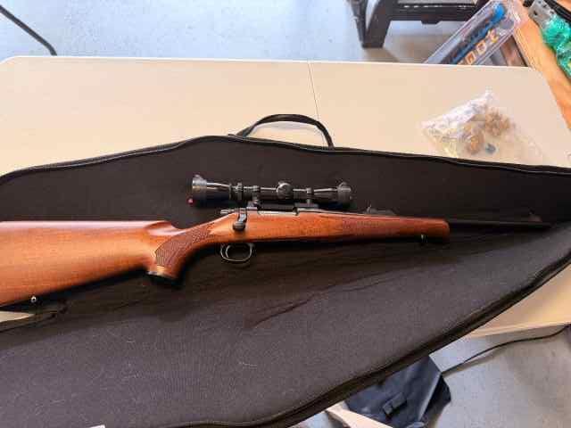 Remington Model Seven - 6mm Rem w/Leupold Scope