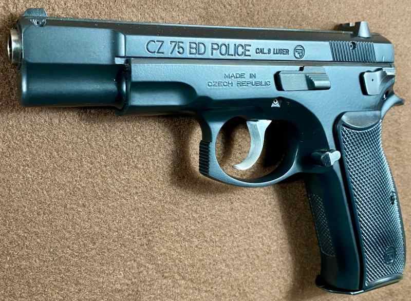 CZ 75 BD POLICE 