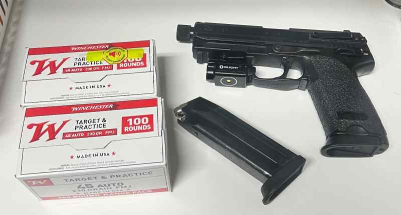 HK USP45 with extras
