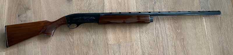 Remington 1100 12 gauge. 