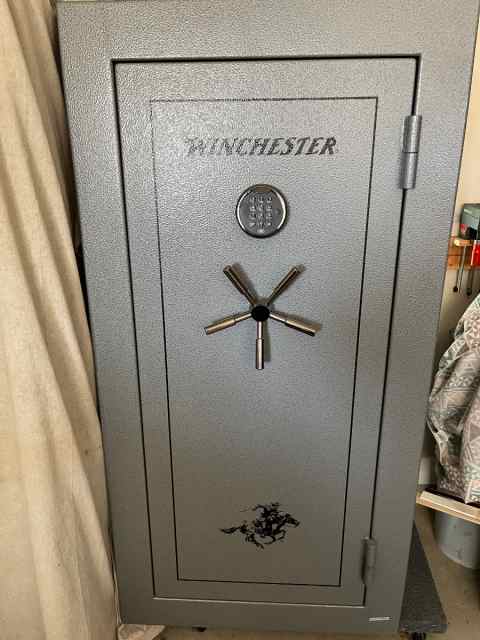 WINCHESTER 22 gun SAFE