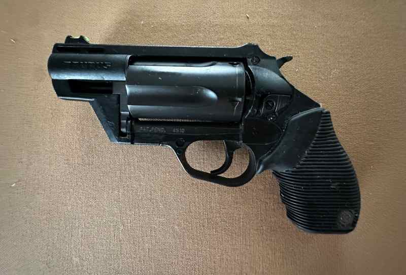 Taurus PUBLIC DEFENDER JUDGE poly REVOLVER w/ ammo