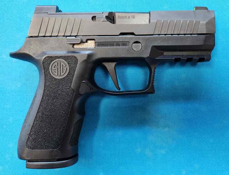 Sig P320 x-carry