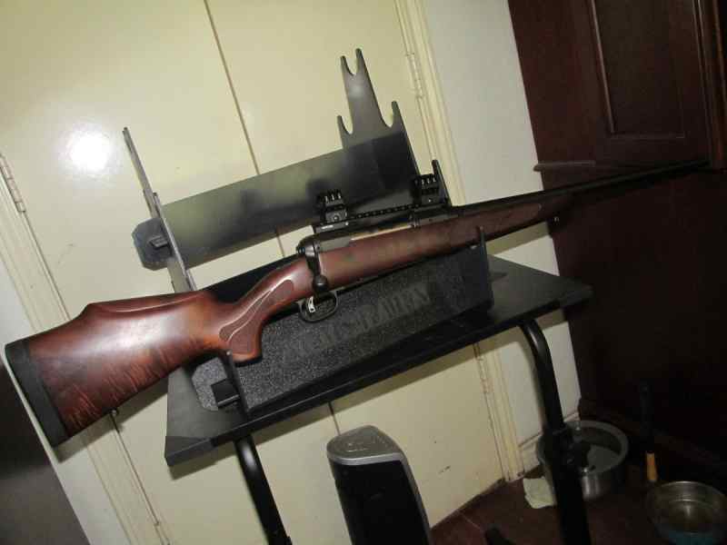 SAVAGE 111 LIGHT WT.   HUNTER IN 30=06