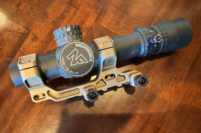 Nightforce NX8 1-8x24 FFP FC-MIL w/ Badger Mount