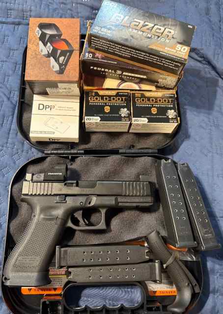 Glock 22 MOS Gen5 40S&amp;W NS Swampfox