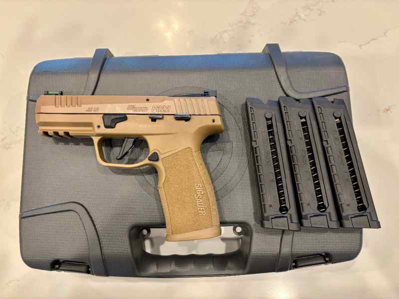 Sig P322 TacPac .22lr pistol, 3 magazines