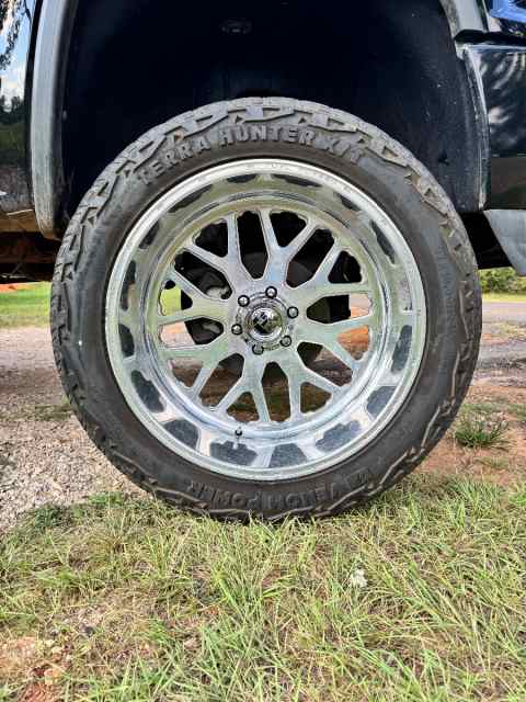 24x14 fuel forged 6x5.5