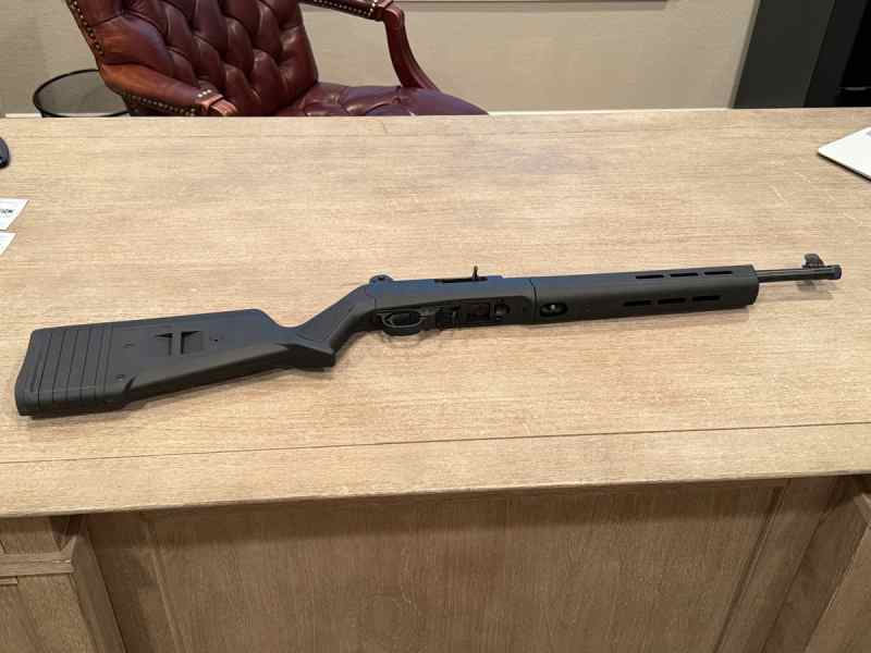 Ruger 10/22 Takedown with threaded barrel