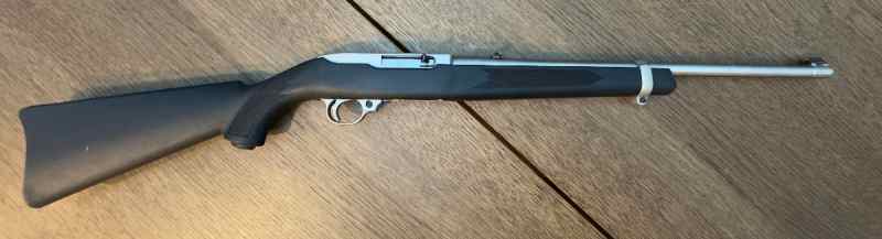 Ruger 10/22 18.5" .22 LR