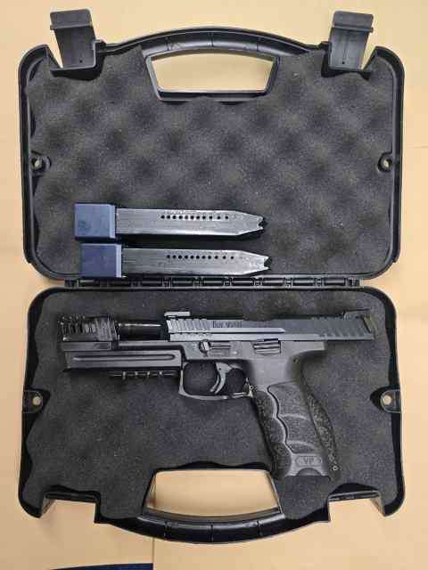 HK VP9 9mm w/ Compensator